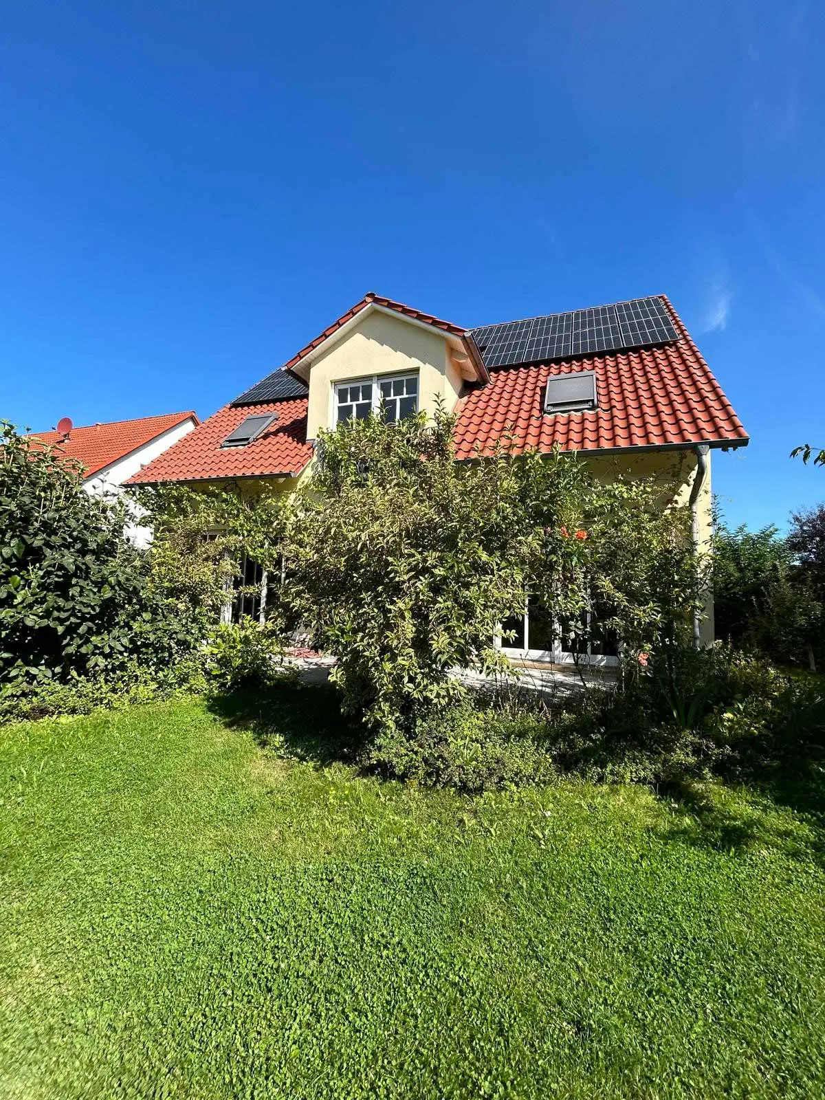 Traumhaftes Einfamilienhaus in Braunschweig-Rautheim-0