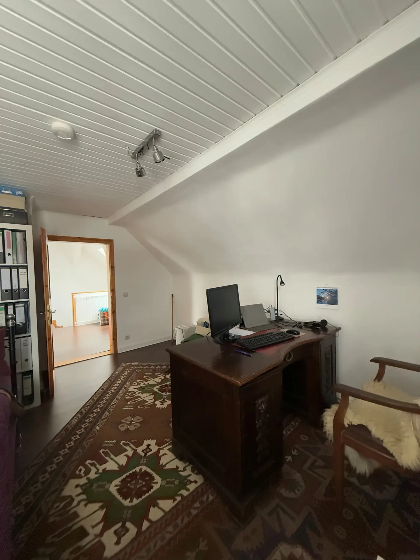 Angebote - image pfeil-runter on https://immomk.de