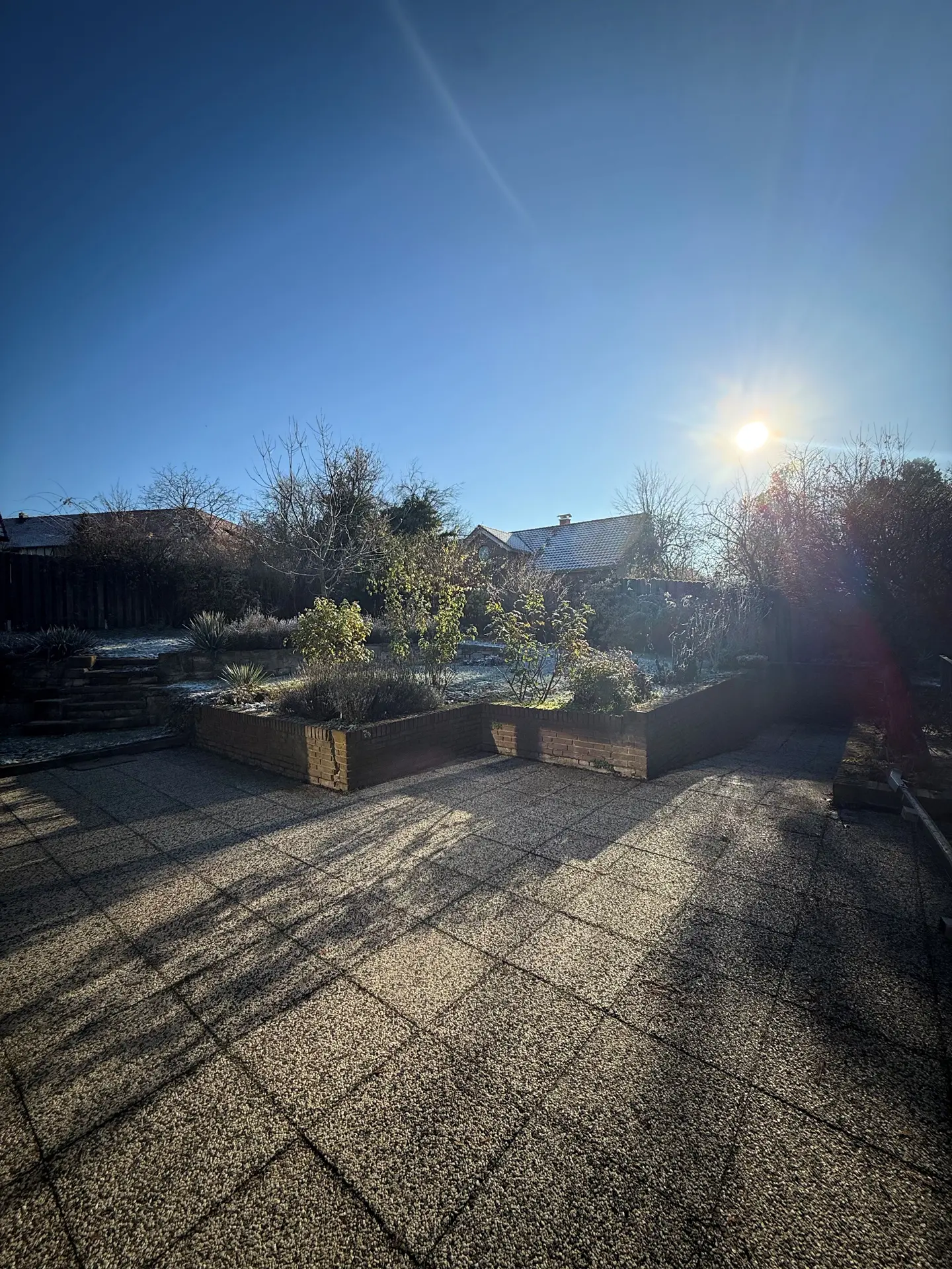 Einfamilienhaus mit Blick in die Landschaft-3