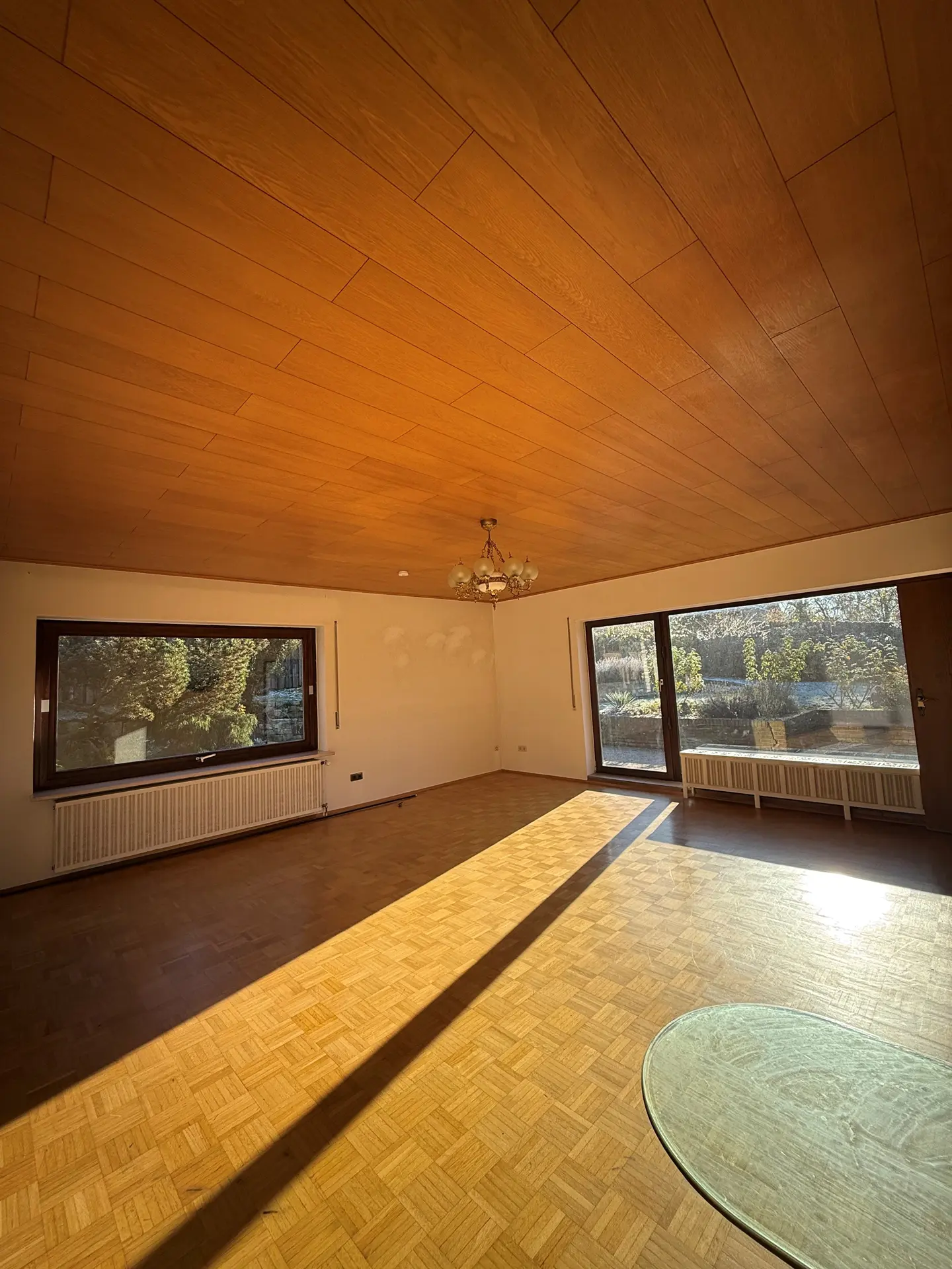 Einfamilienhaus mit Blick in die Landschaft-5