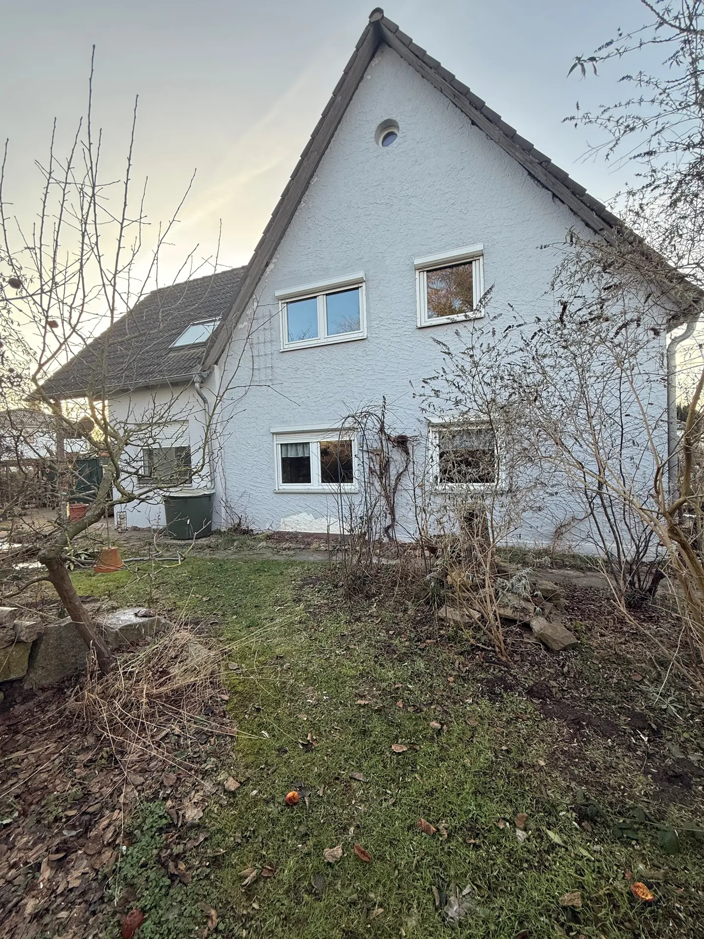 Angebote - image pfeil-runter on https://immomk.de