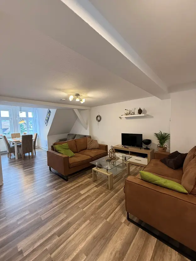 Angebote - image pfeil-runter on https://immomk.de